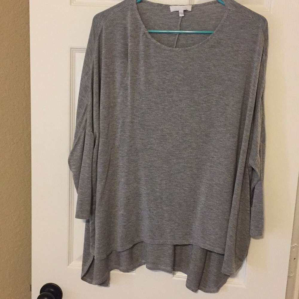 Grey piko 3/4 sleeve top